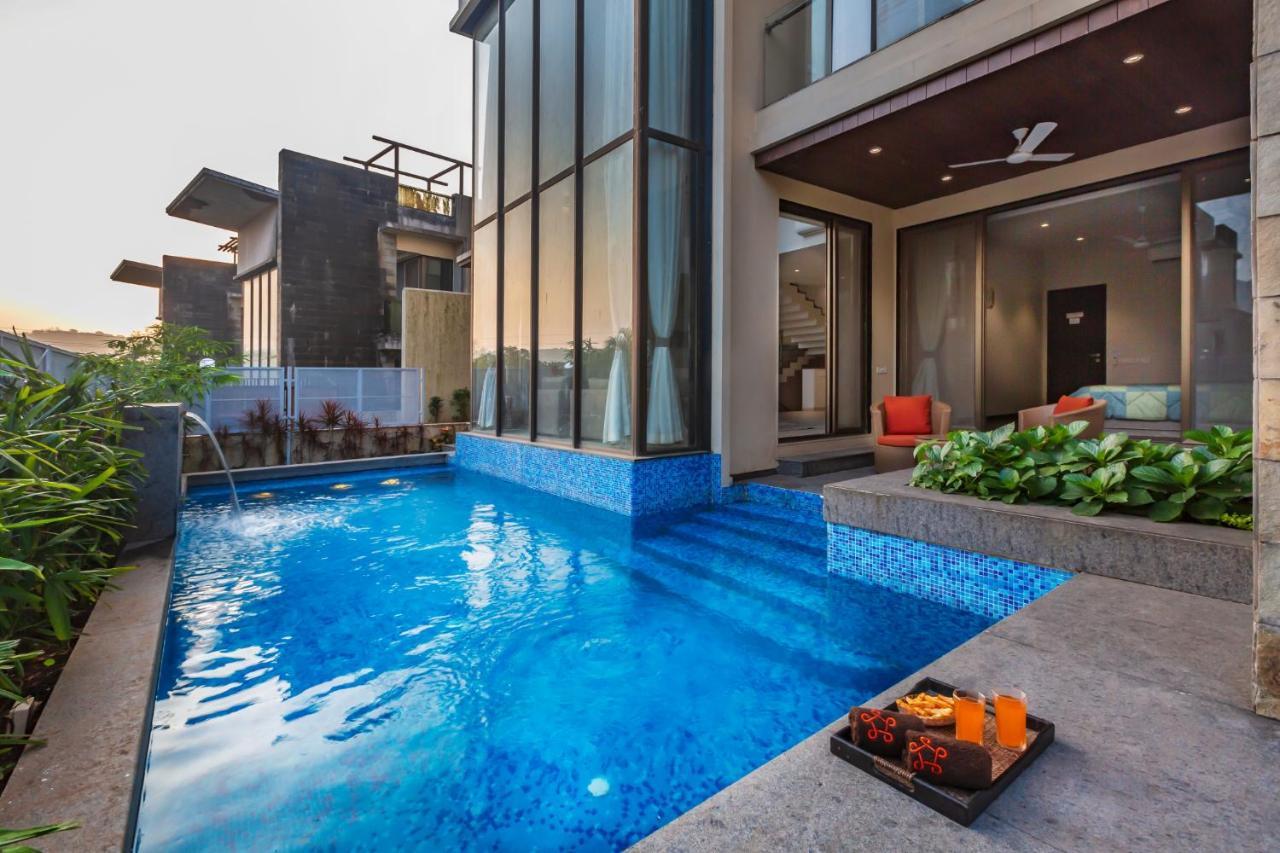 Saffronstays Aspen, Lonavala - Luxury Pool Villa With Games And Tv Room Near Bhushi Dam מראה חיצוני תמונה