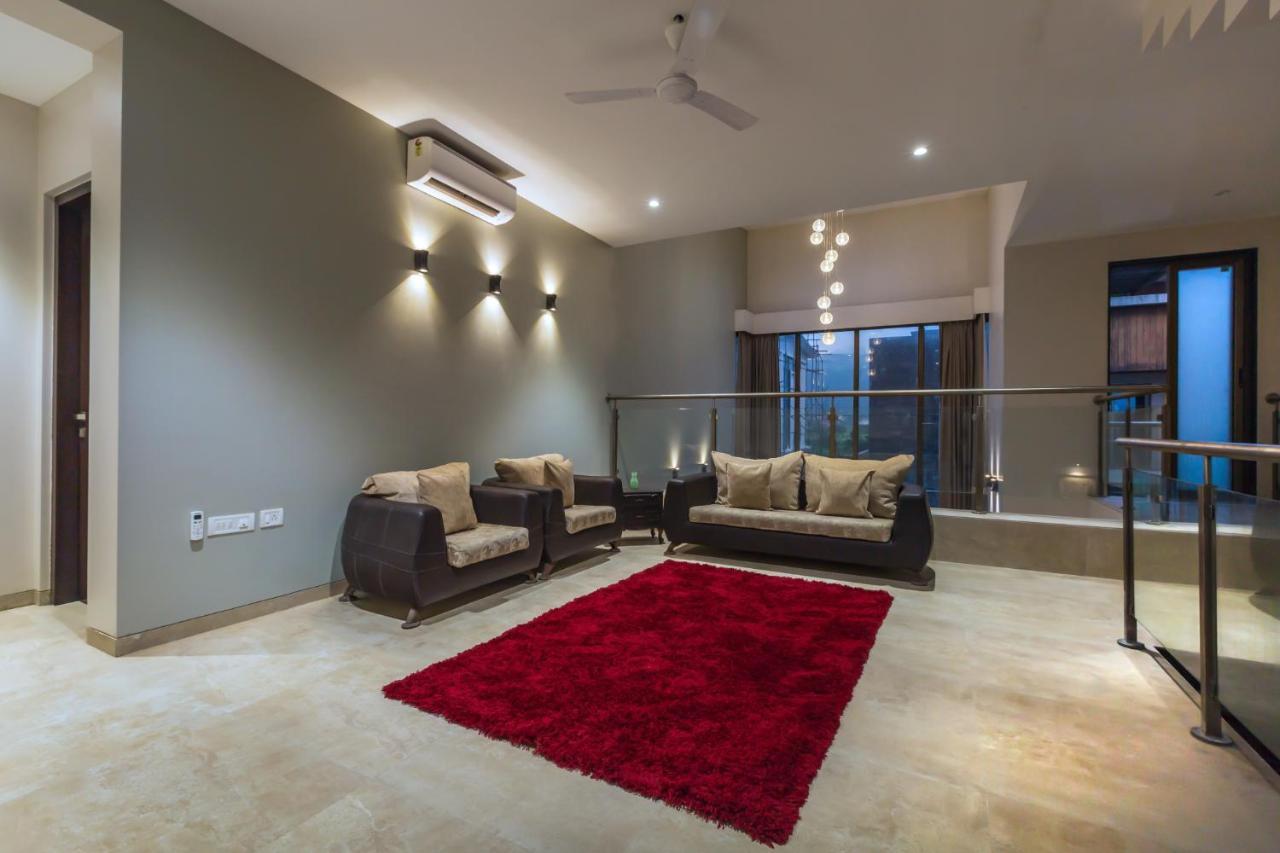 Saffronstays Aspen, Lonavala - Luxury Pool Villa With Games And Tv Room Near Bhushi Dam מראה חיצוני תמונה