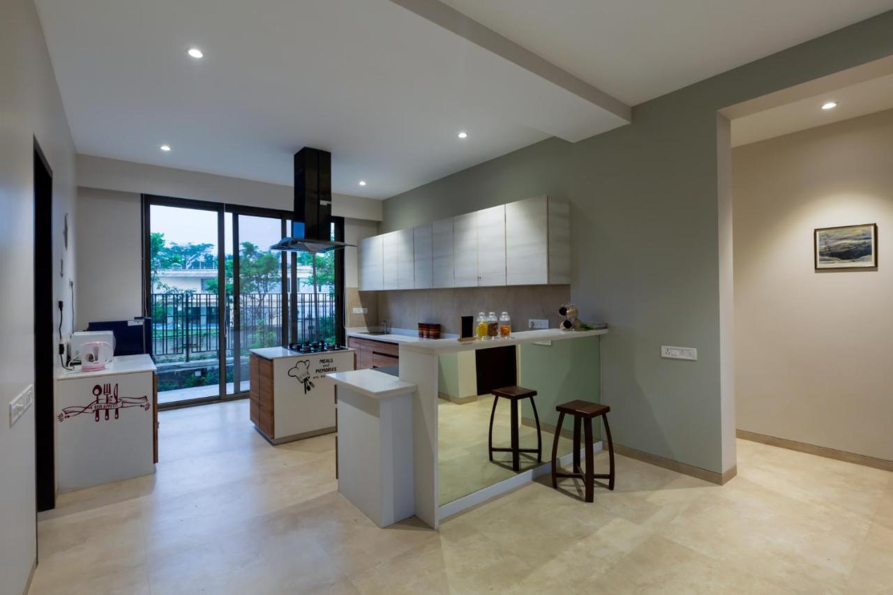 Saffronstays Aspen, Lonavala - Luxury Pool Villa With Games And Tv Room Near Bhushi Dam מראה חיצוני תמונה